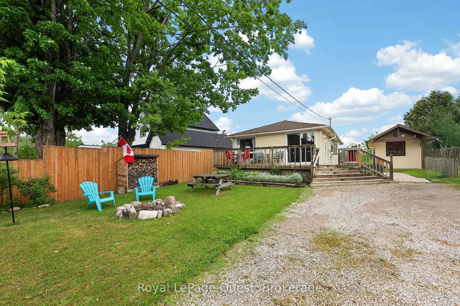 18 Goss Road photo 2
