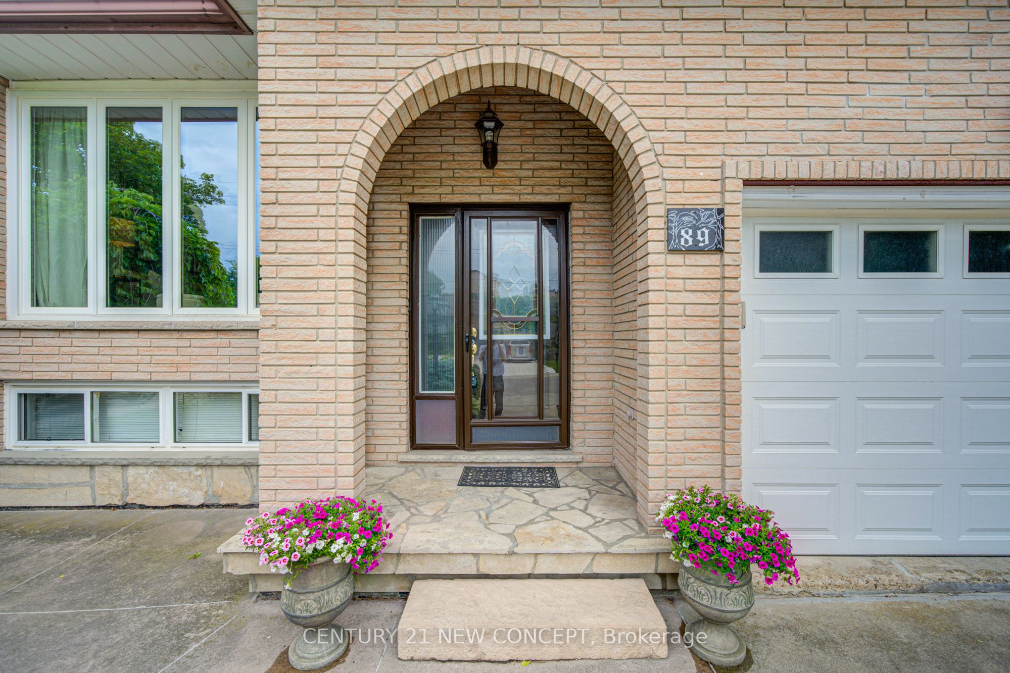 89 Greencedar Drive, Hamilton, ON, L9C 6W4 photo 4