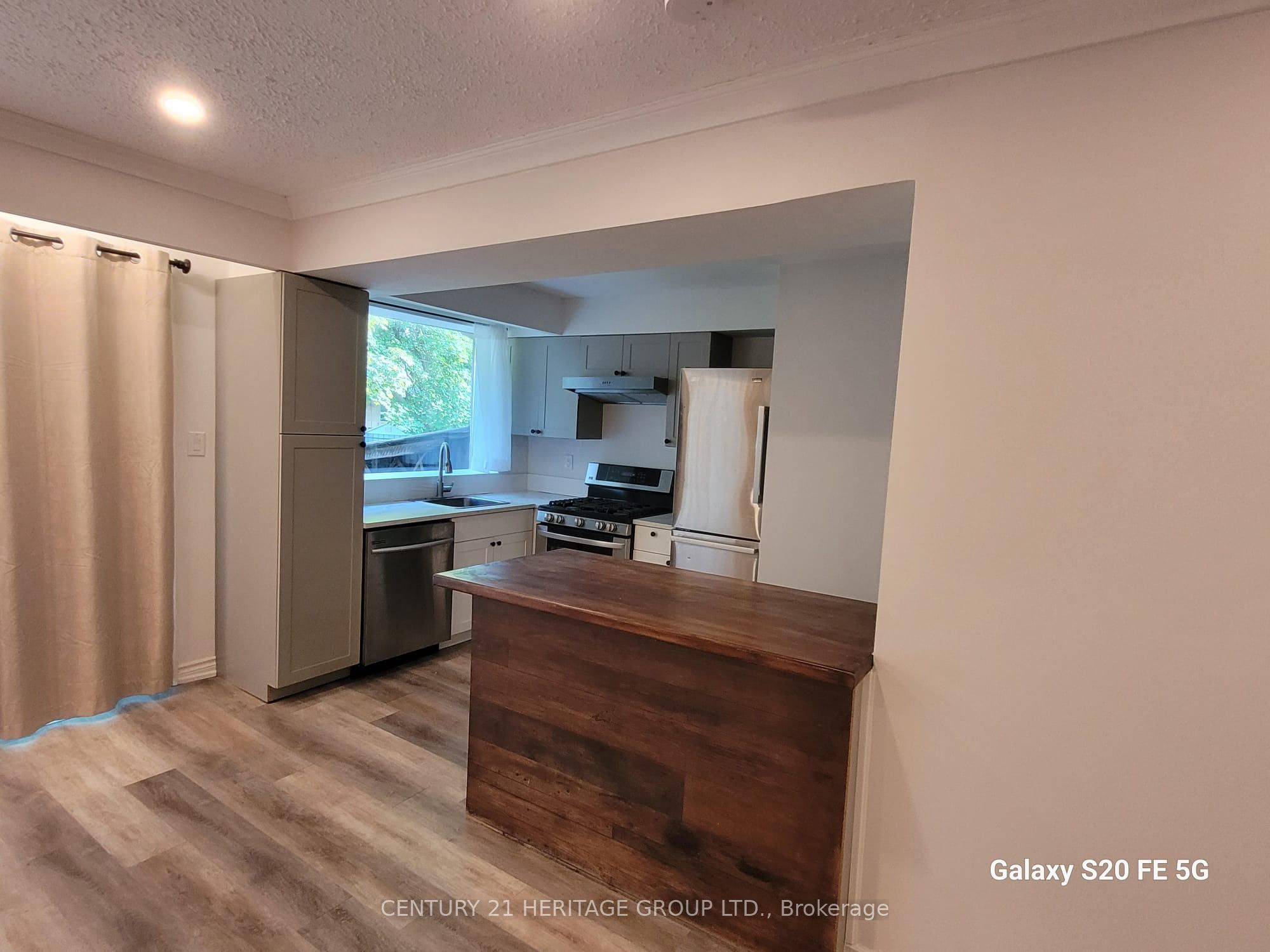 408 Osiris Drive, Richmond Hill, ON, L4C 2P9 photo 4