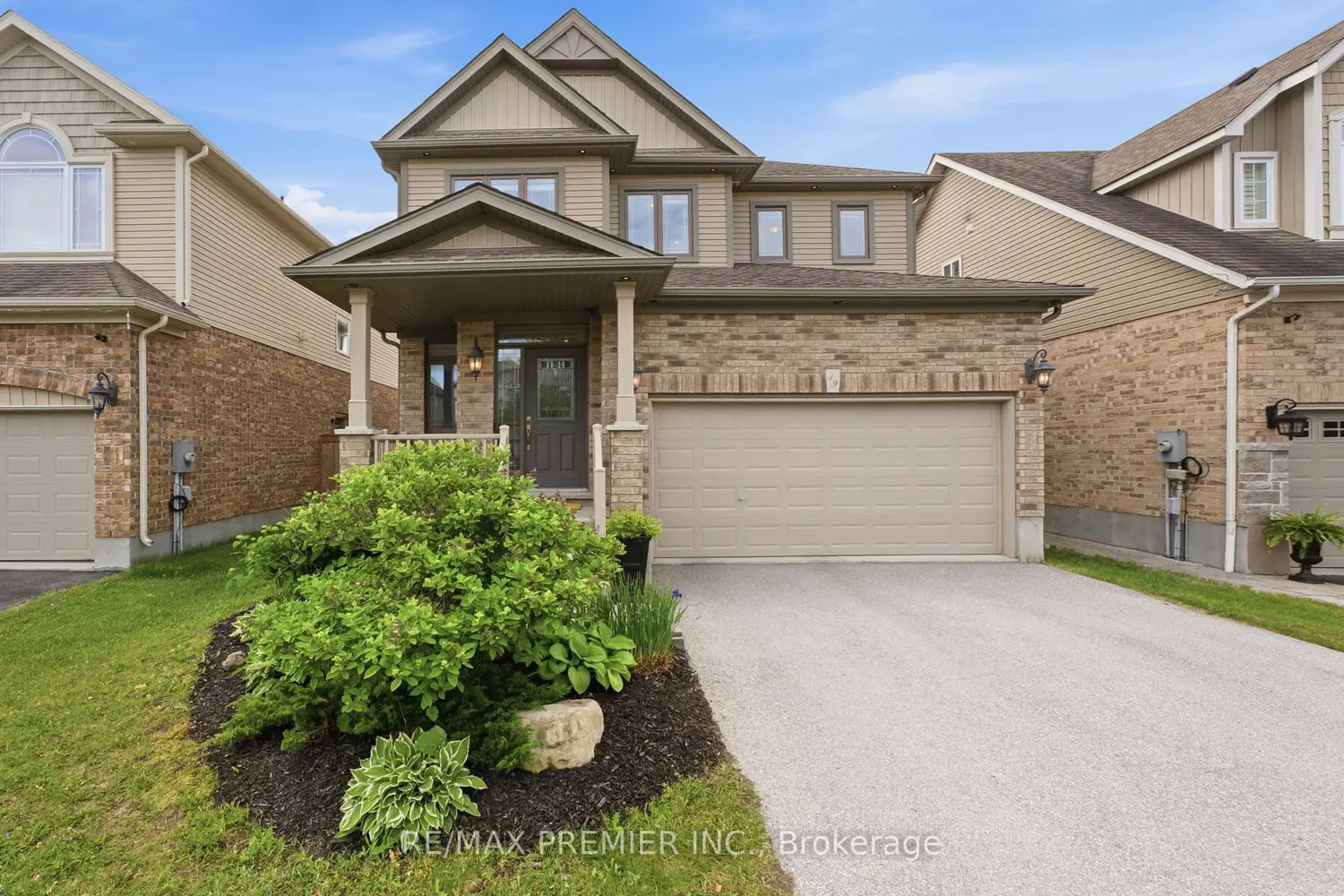 19 Burt Avenue photo 2