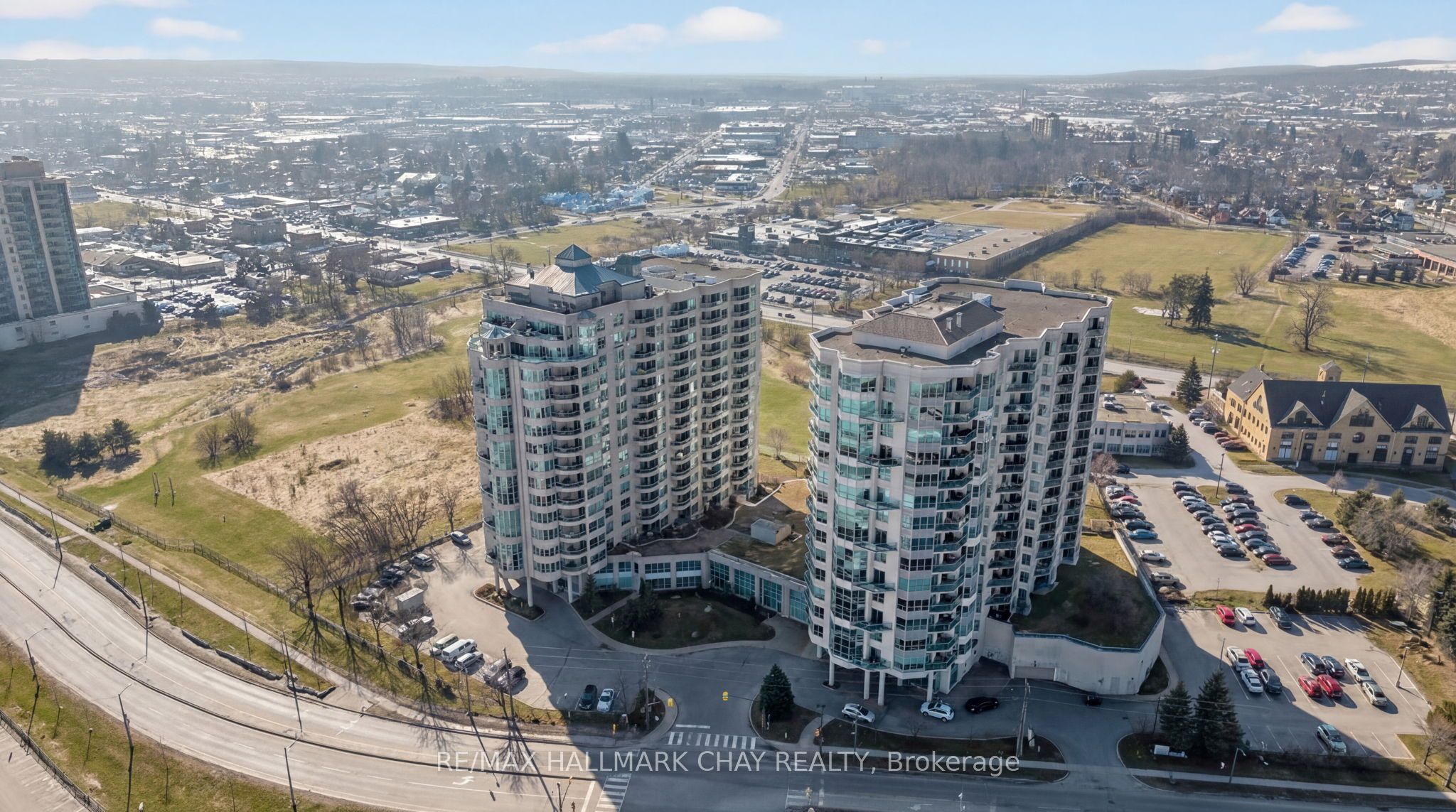 1205-2 Toronto Street, Barrie, ON, L4N 9R2