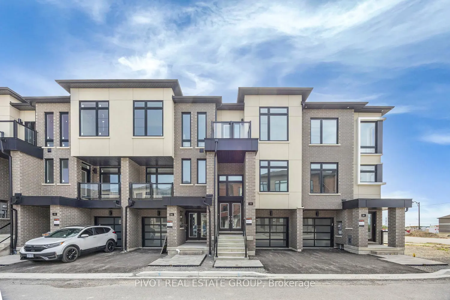 44 Observatory Way