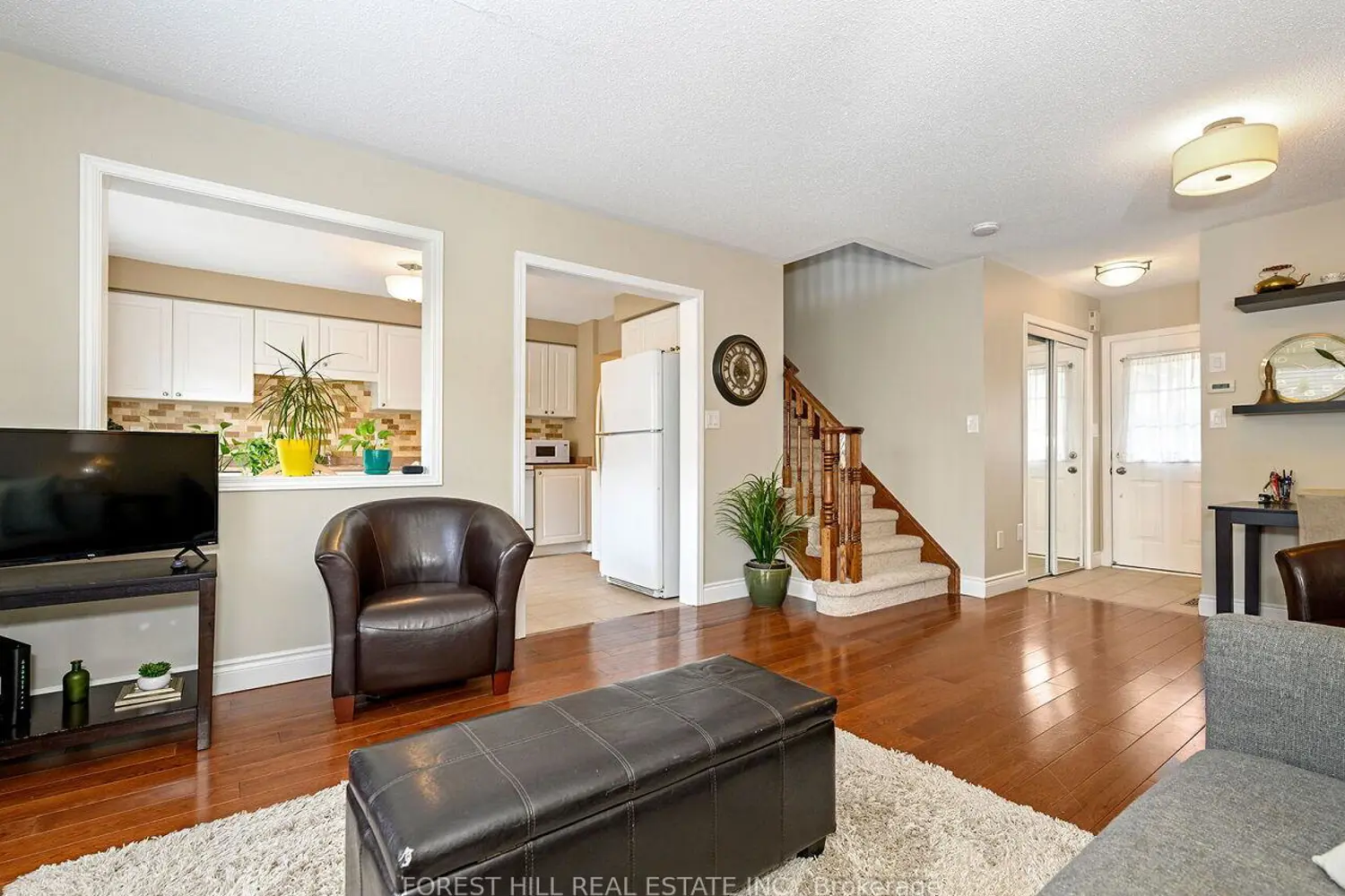 1066 Cooper Avenue photo 4