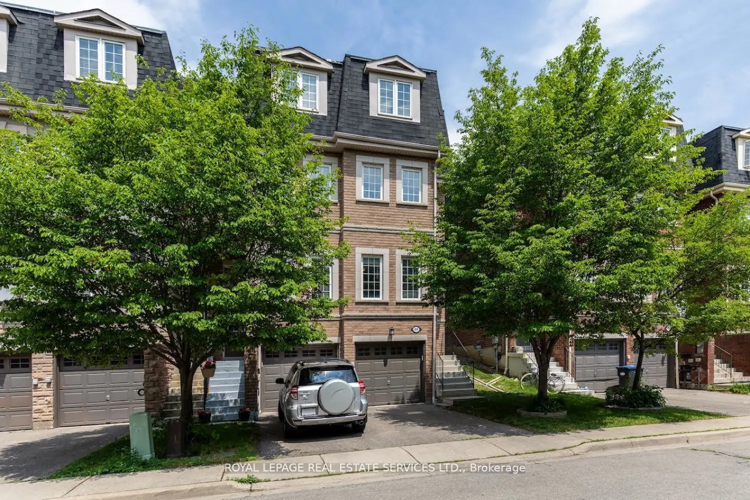 435 Hensall Circle 49