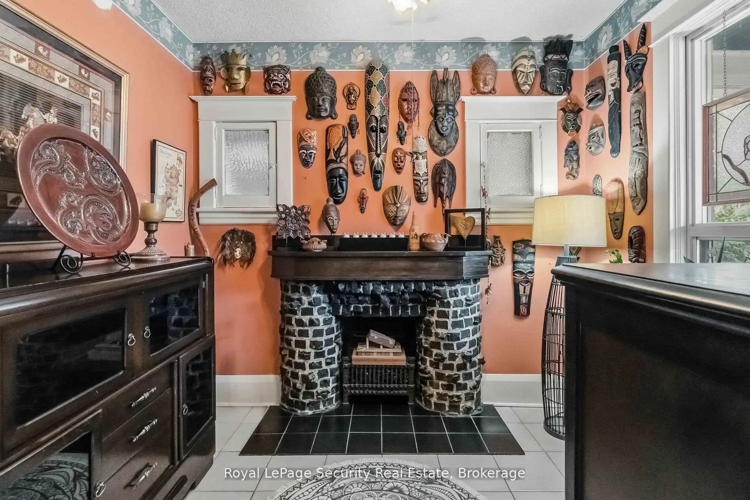 27 Holley Avenue photo 4