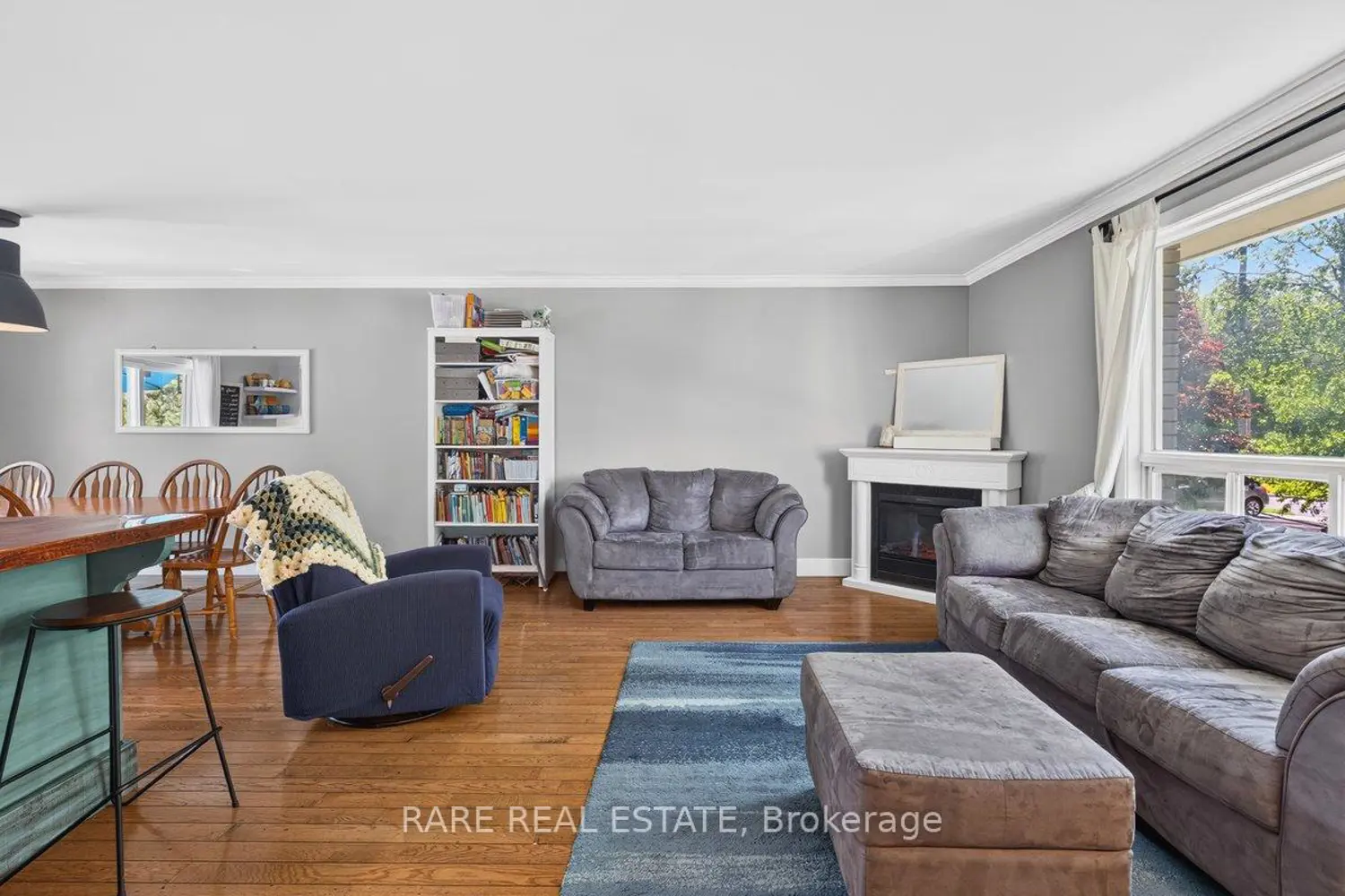 236 Sunnidale Street photo 4
