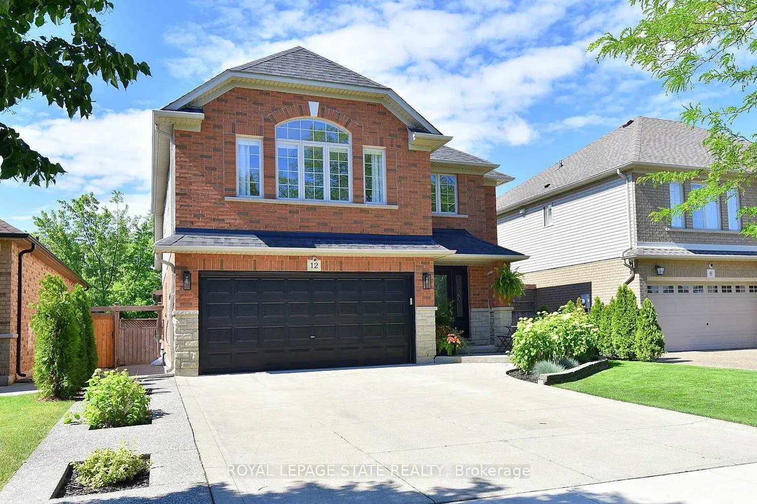 12 Wills Crescent