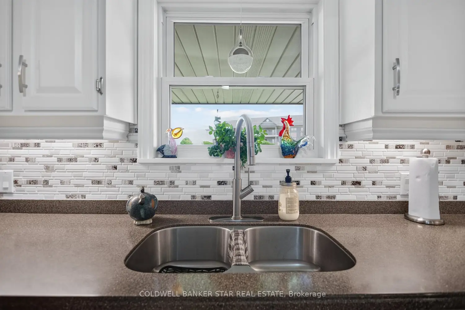 11047 Miller Road photo 5