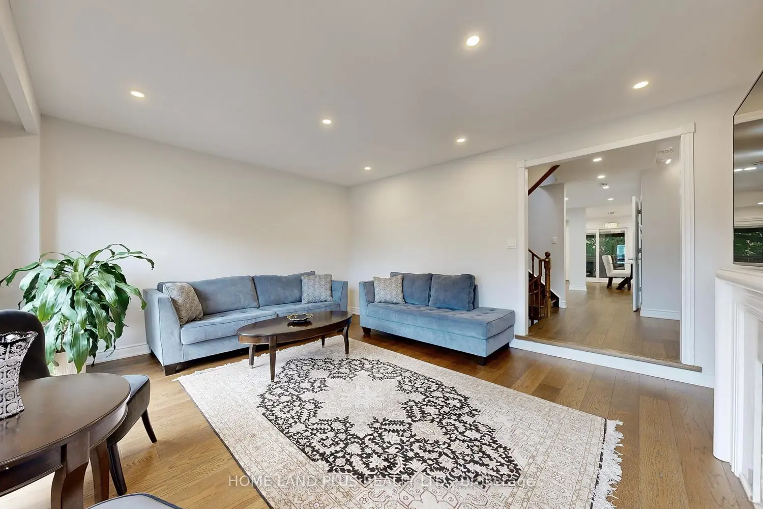 50 Stillwater Crescent photo 2