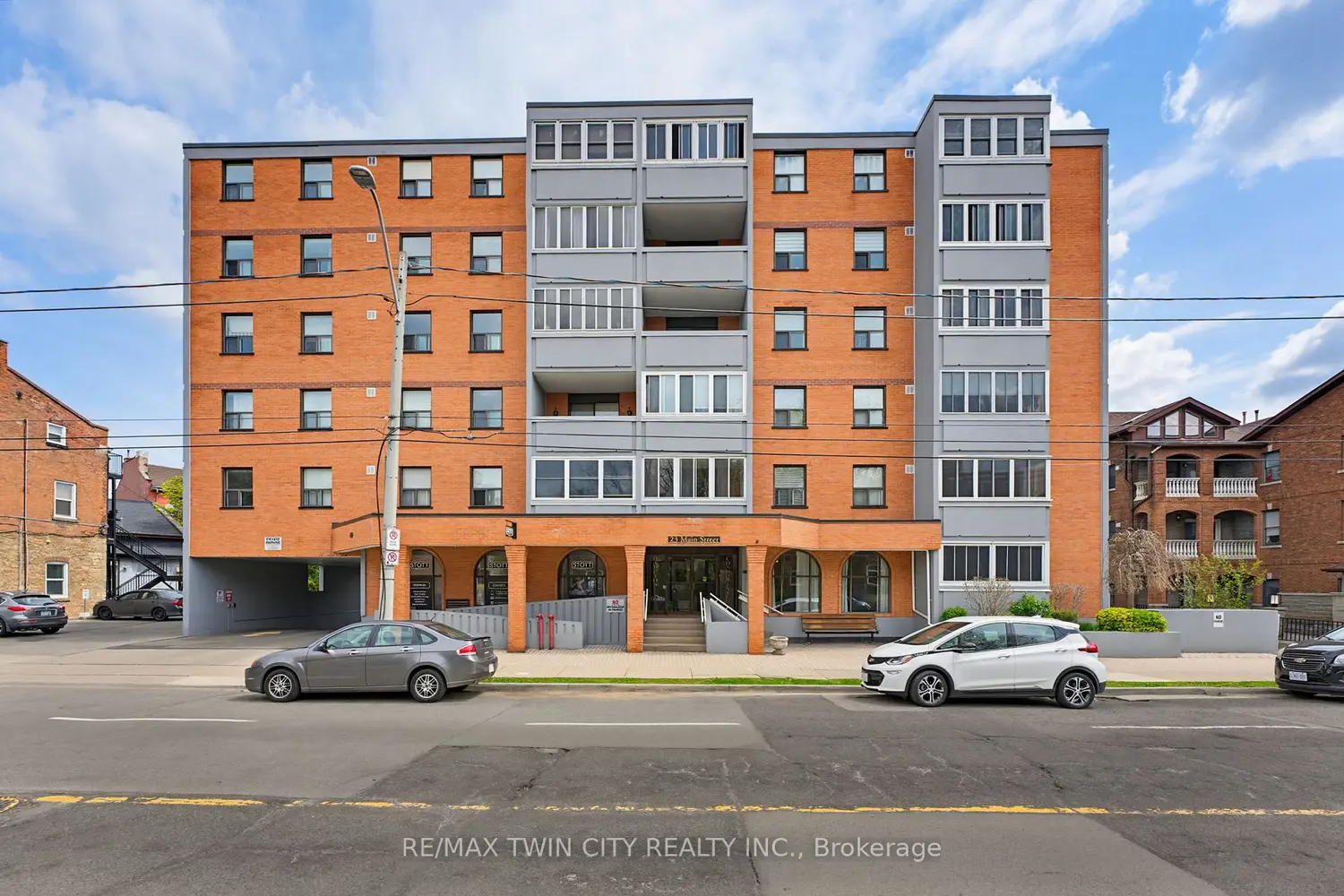 23 Main Street 203 photo 2