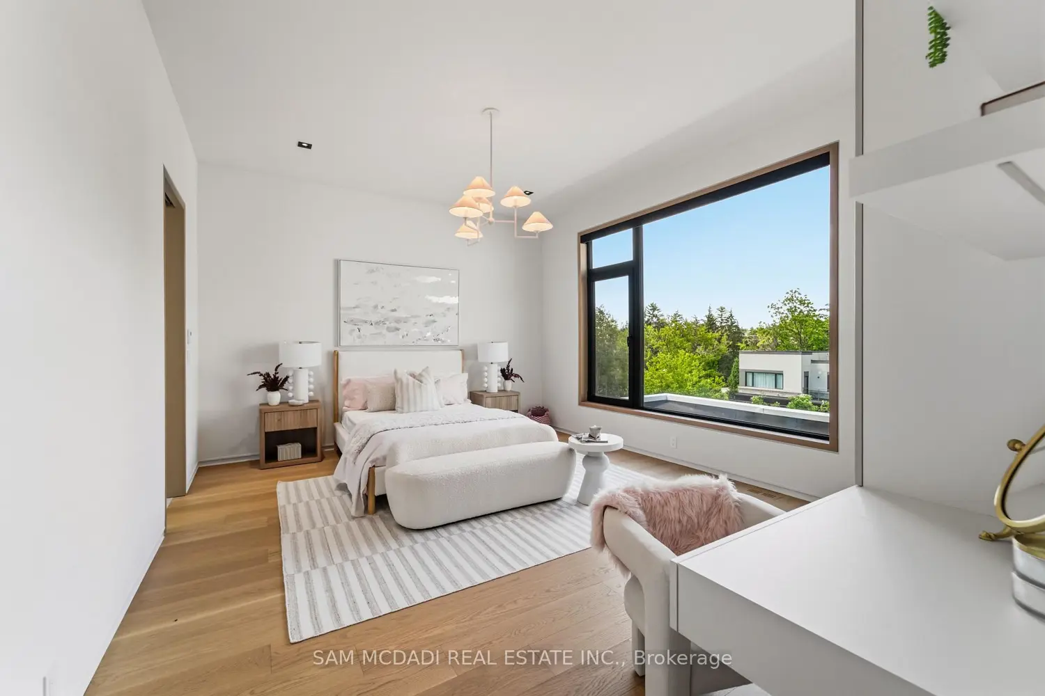 10 Peter Morse Way photo 3