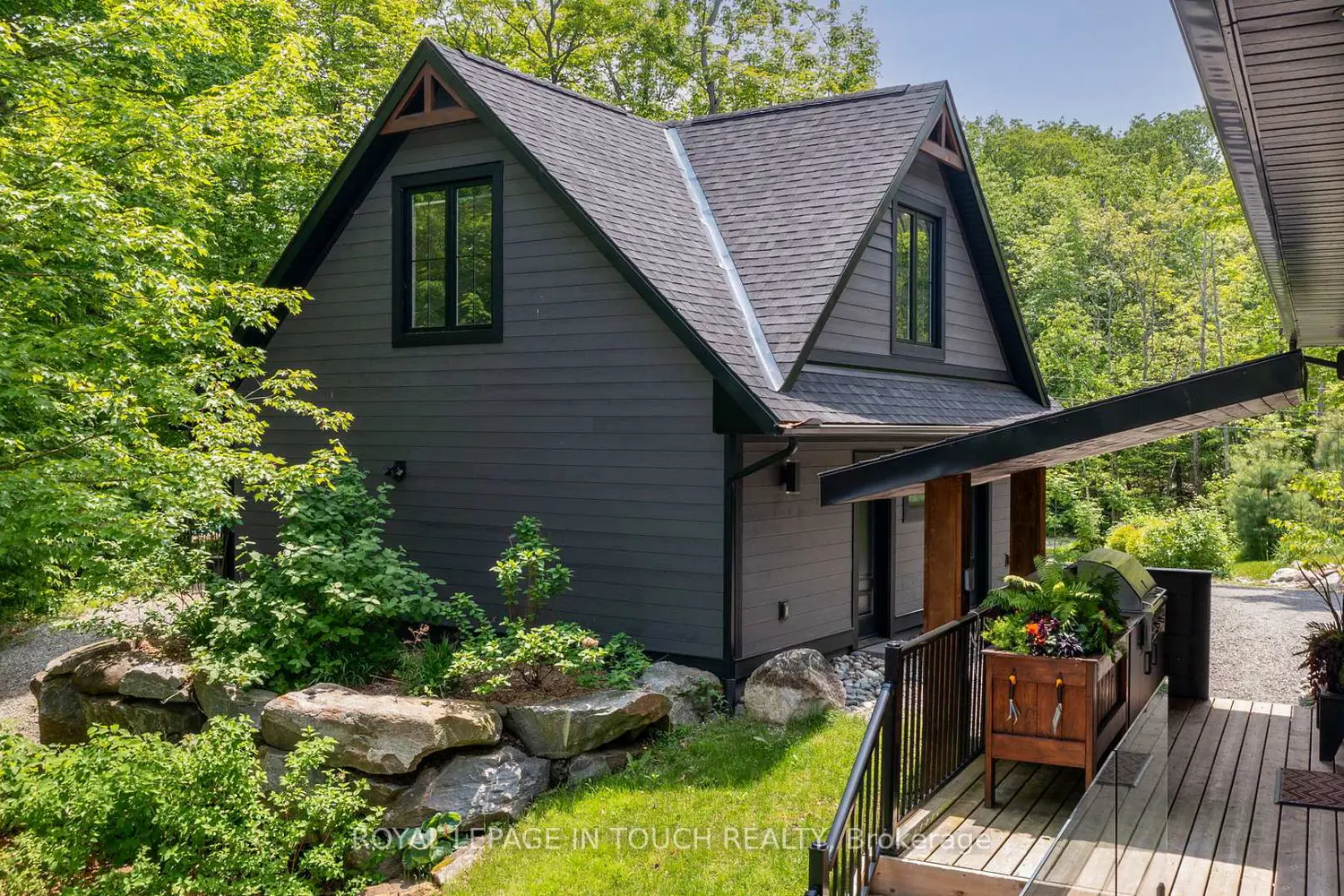 93 Woodland Trail photo 2