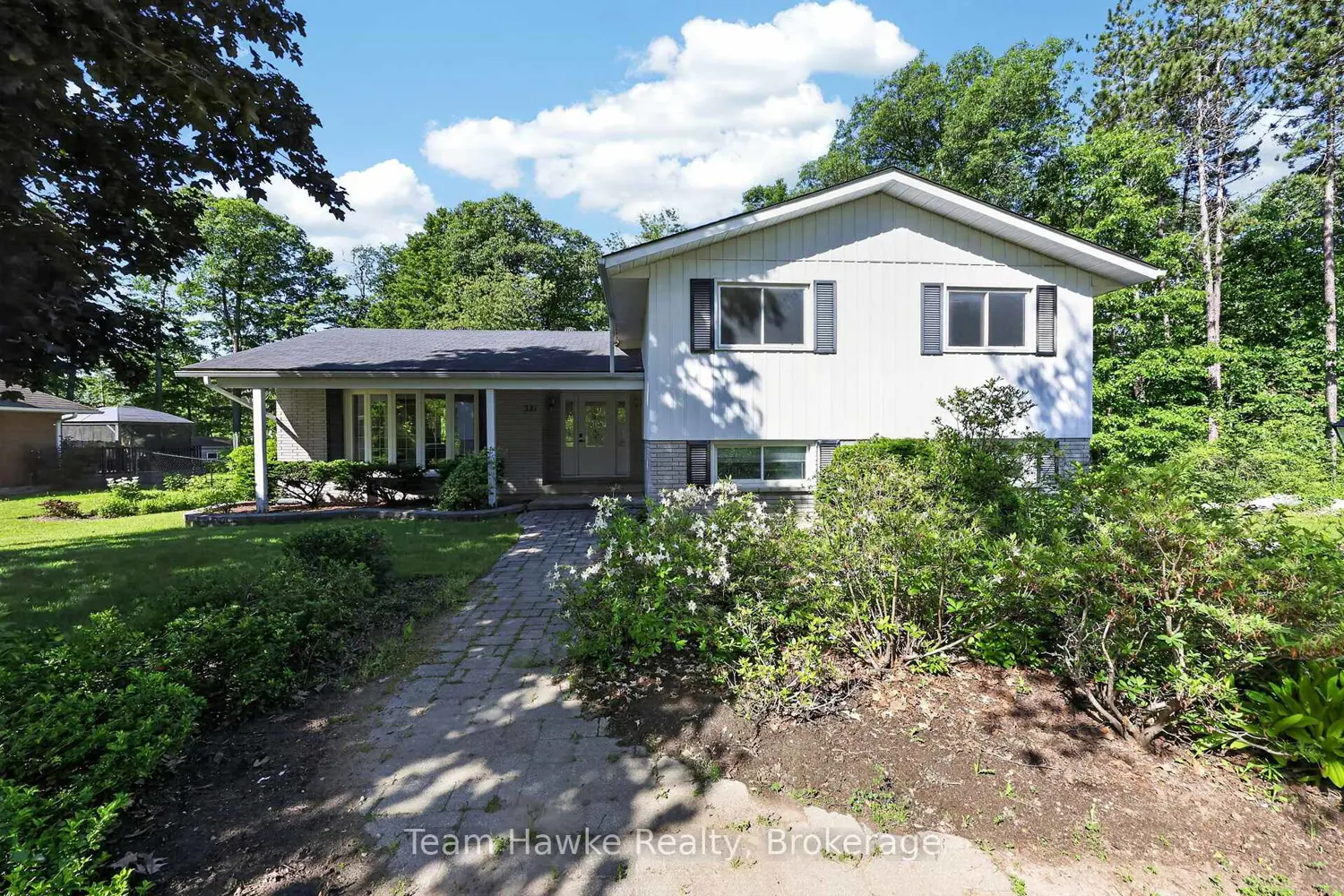 321 Glenbrook Drive photo 2