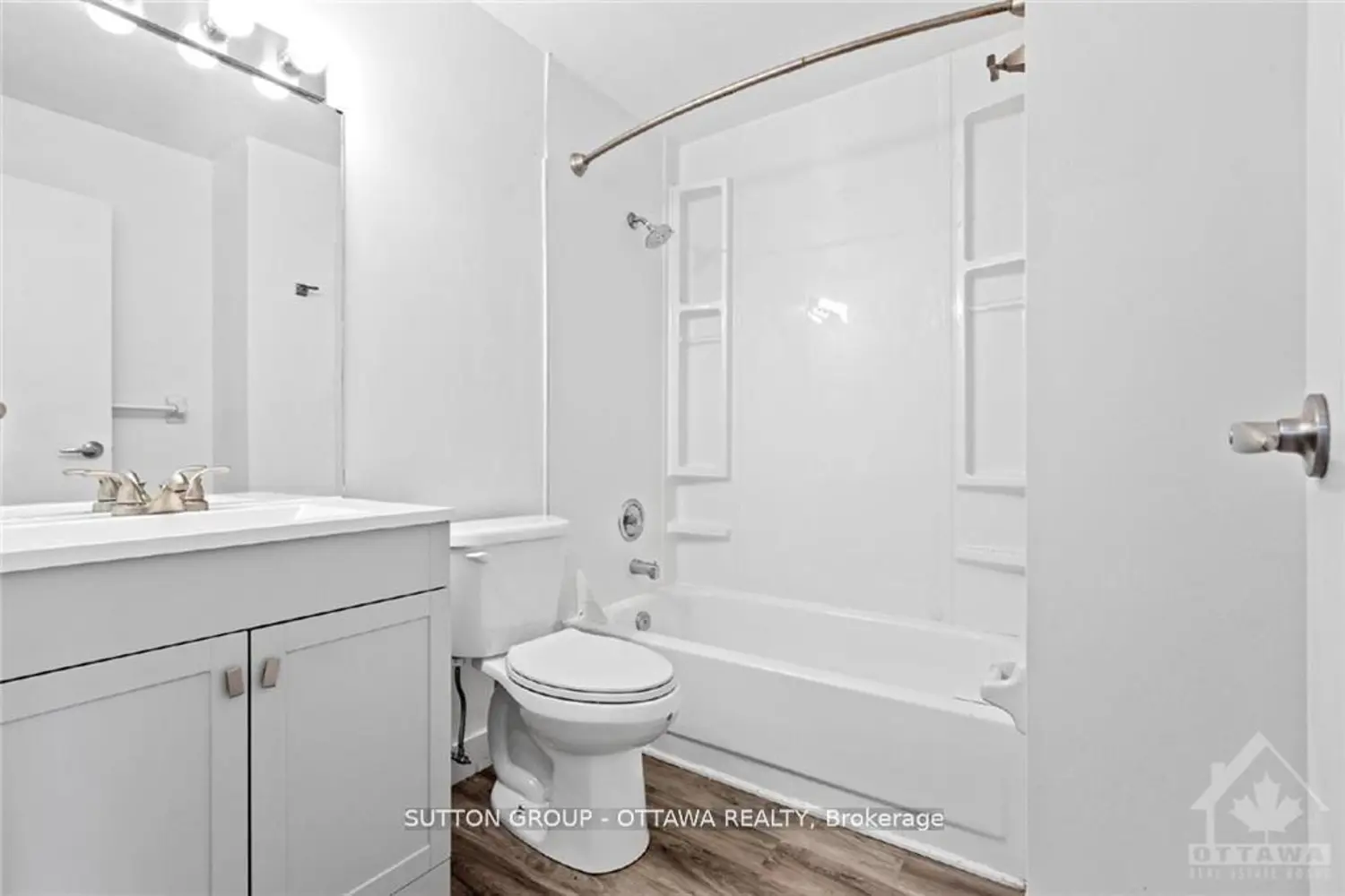 244 Westhaven Crescent photo 2