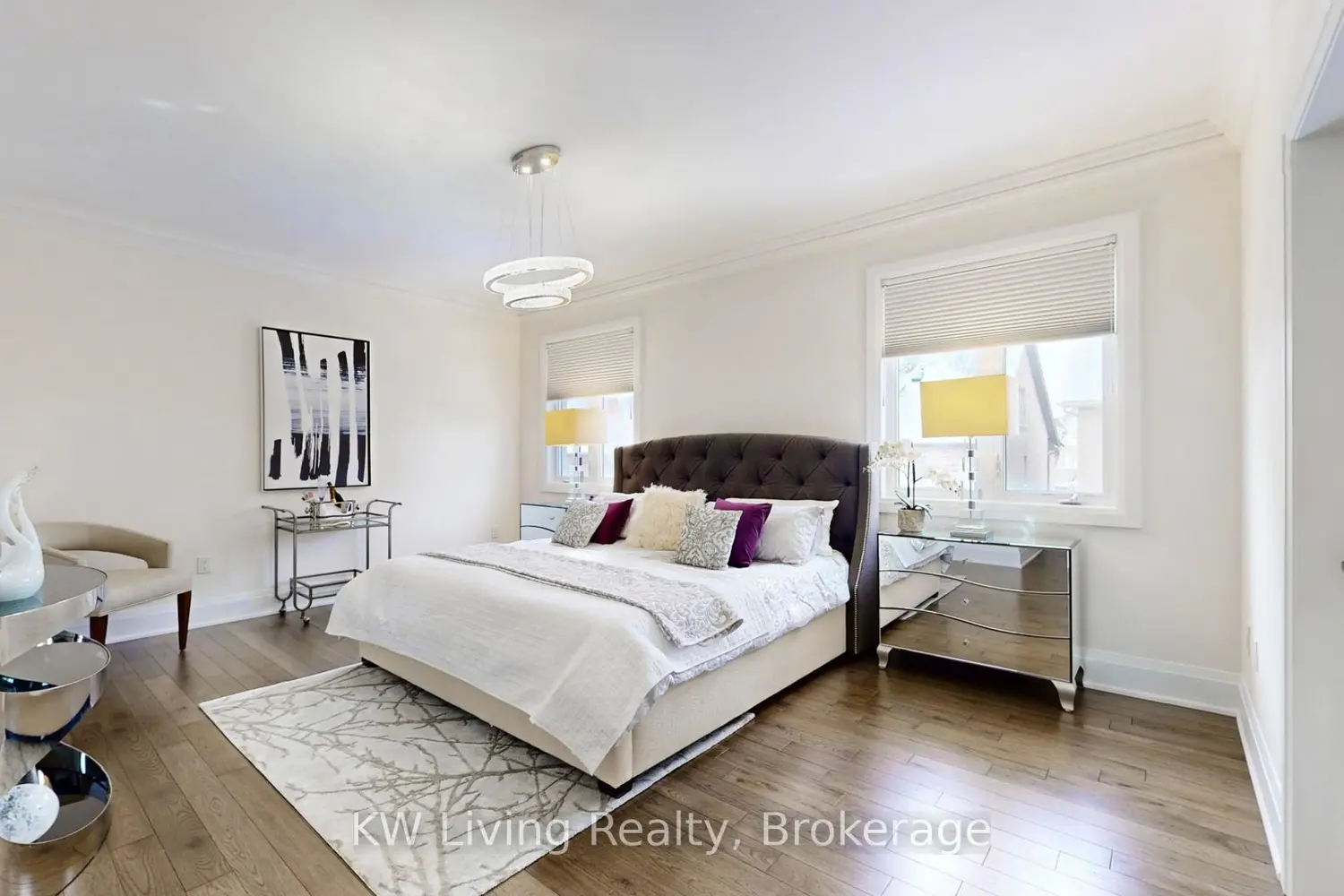 92 Giardina Crescent photo 4