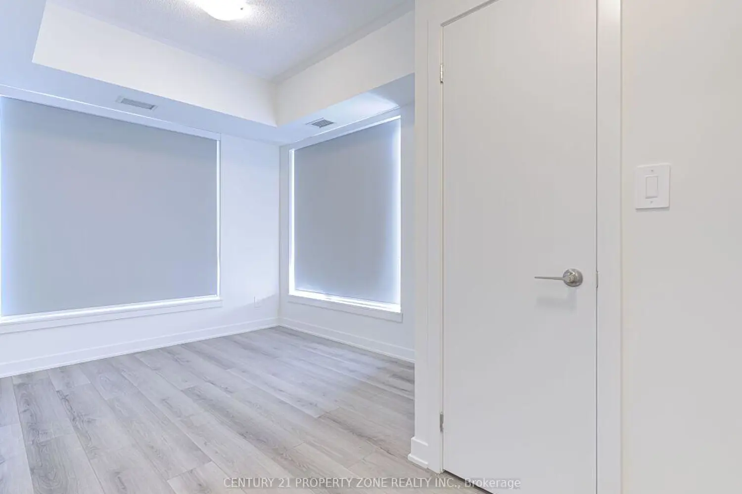 1440 Clarriage Court 507 photo 5