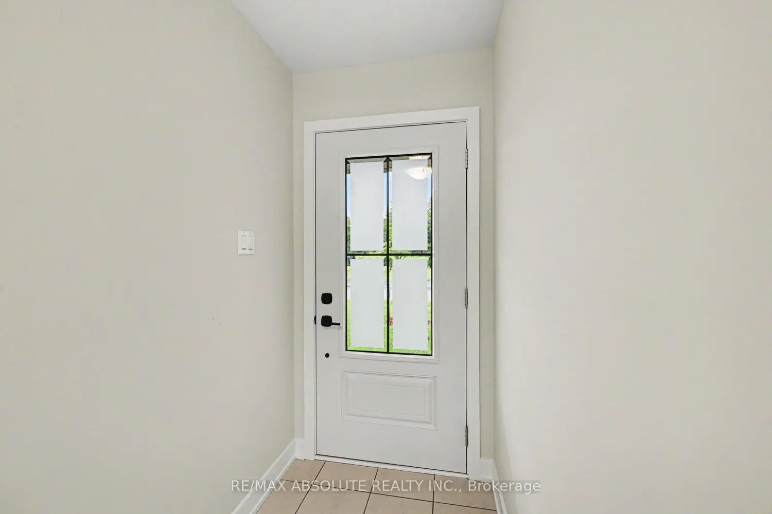 186 Seabert Drive photo 4