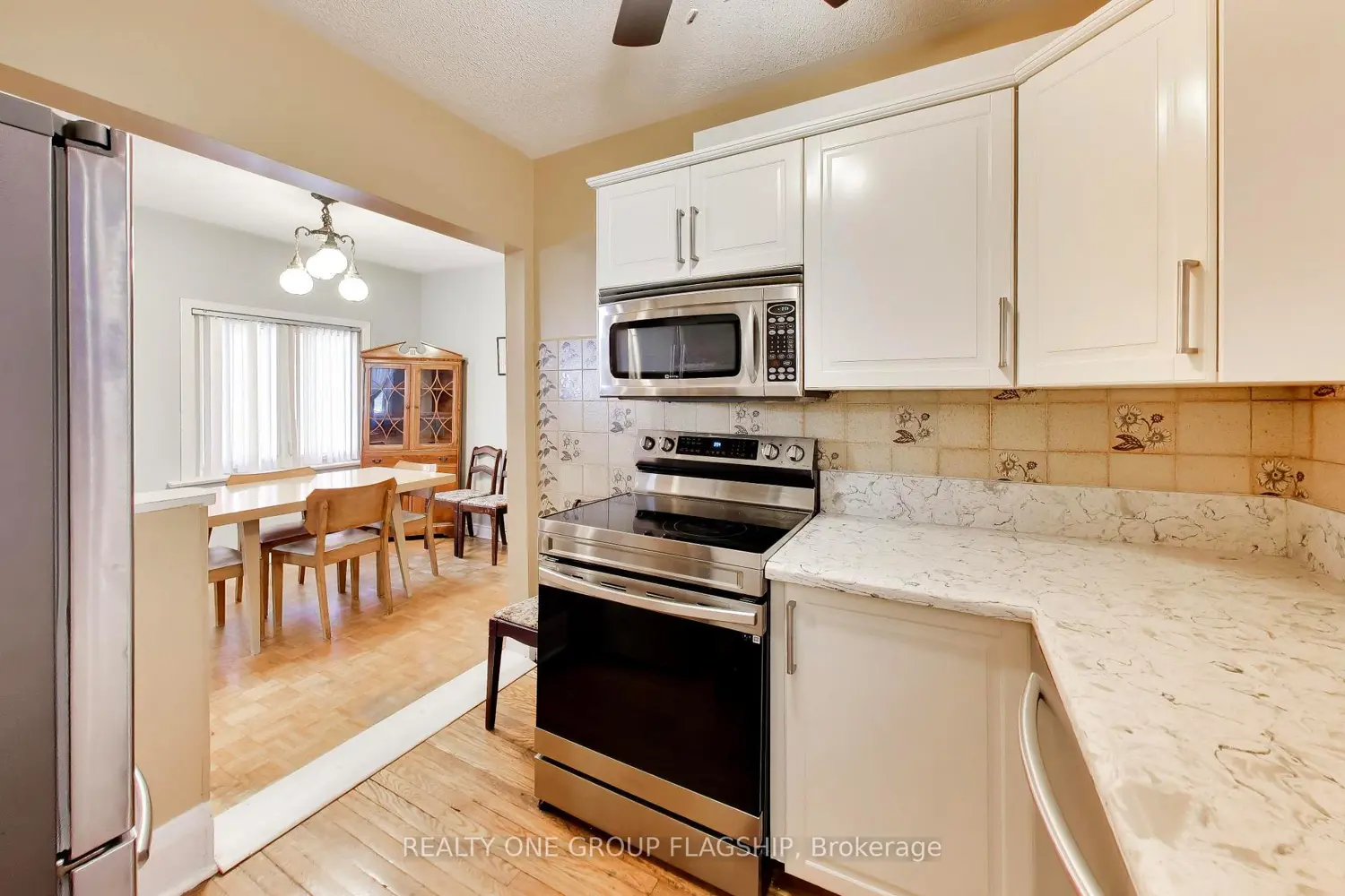 55 Frater Avenue photo 5