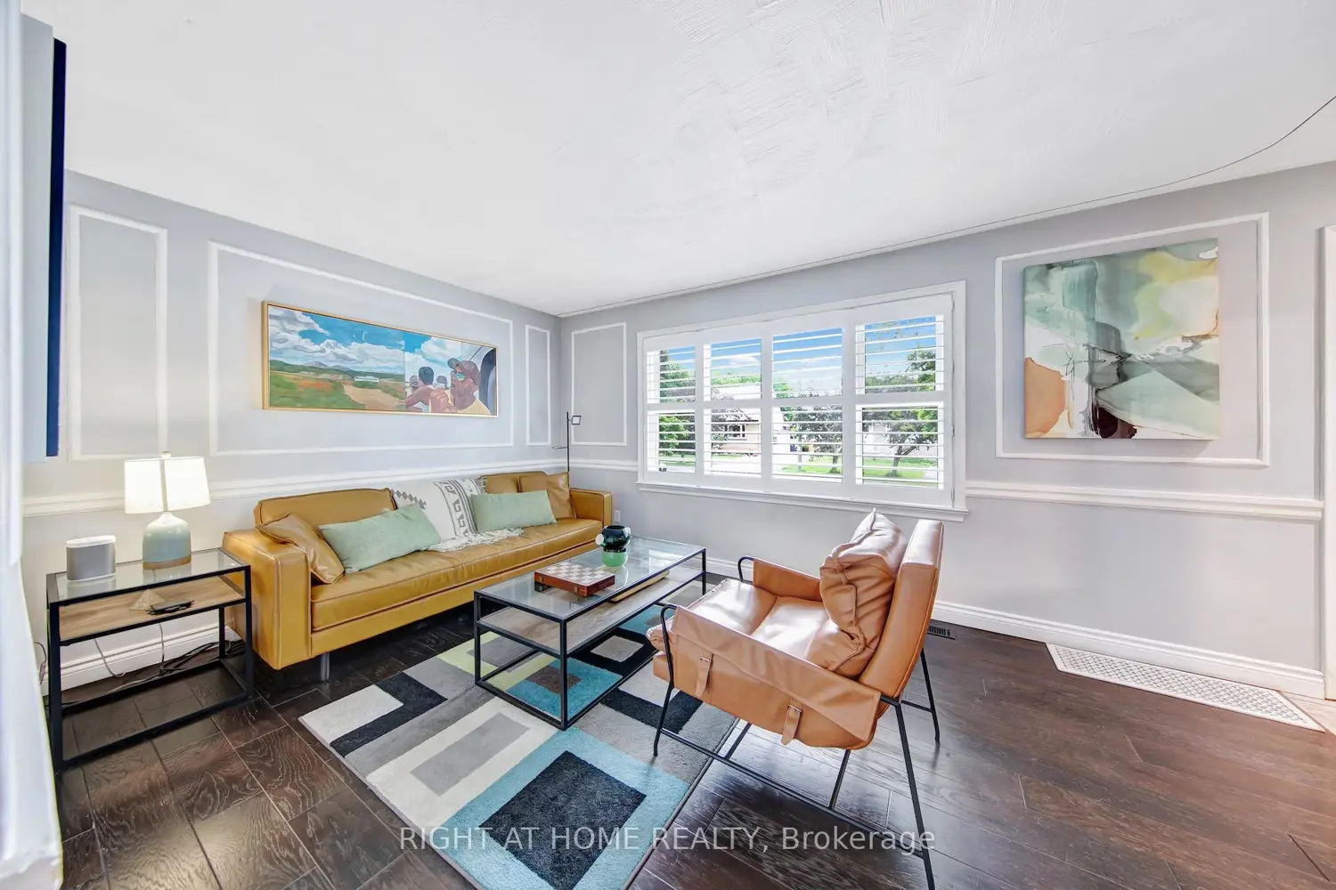 74 Mccaul Street photo 4