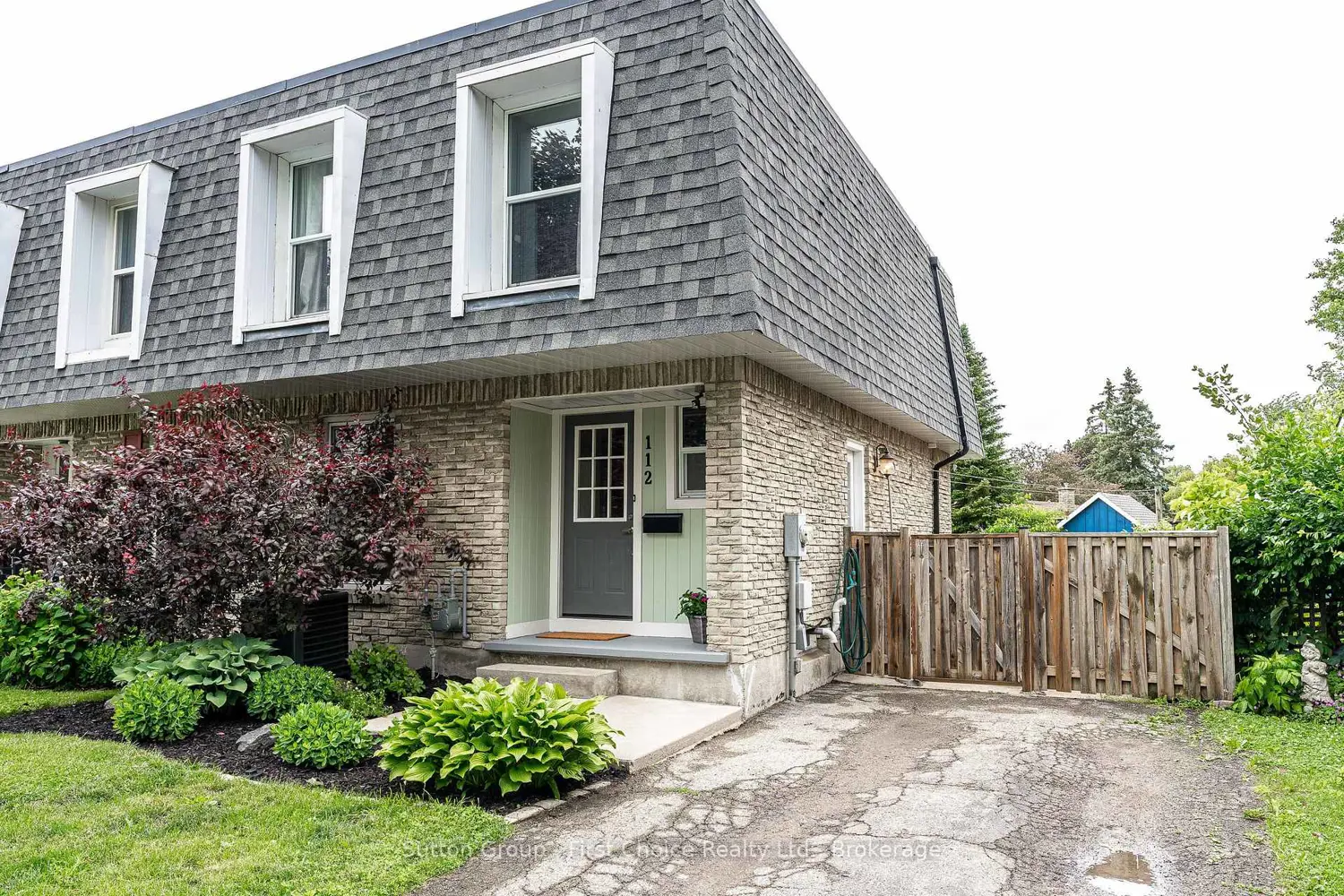 112 Kathryn Crescent