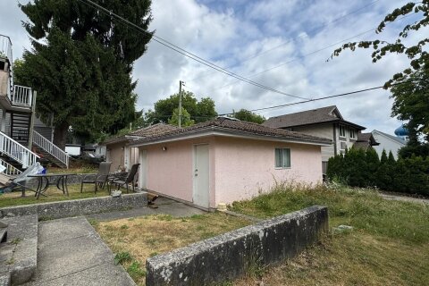 3 43rd Avenue E, Vancouver, BC, V5W 1S7 photo 5