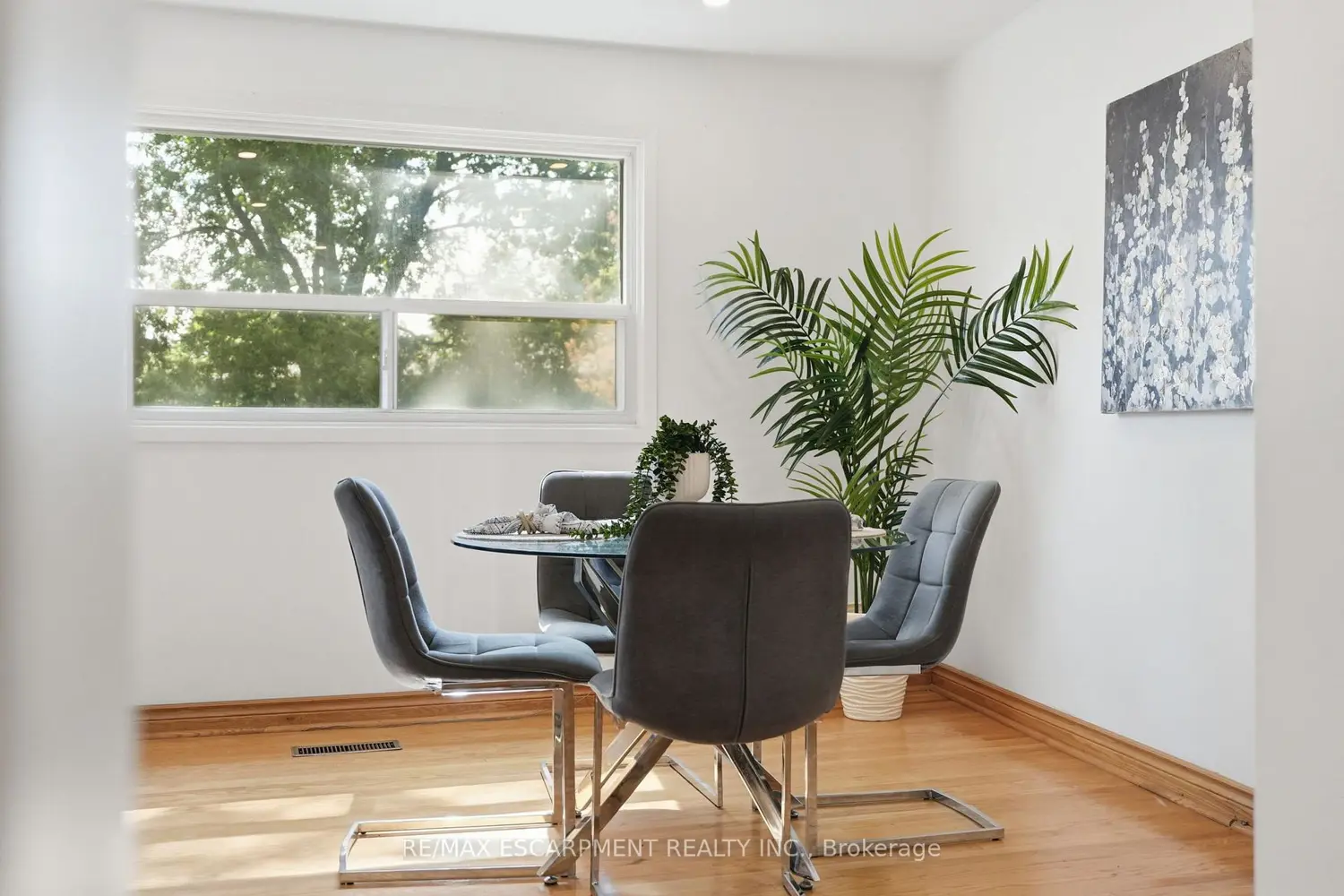 58 Onslow Court photo 4
