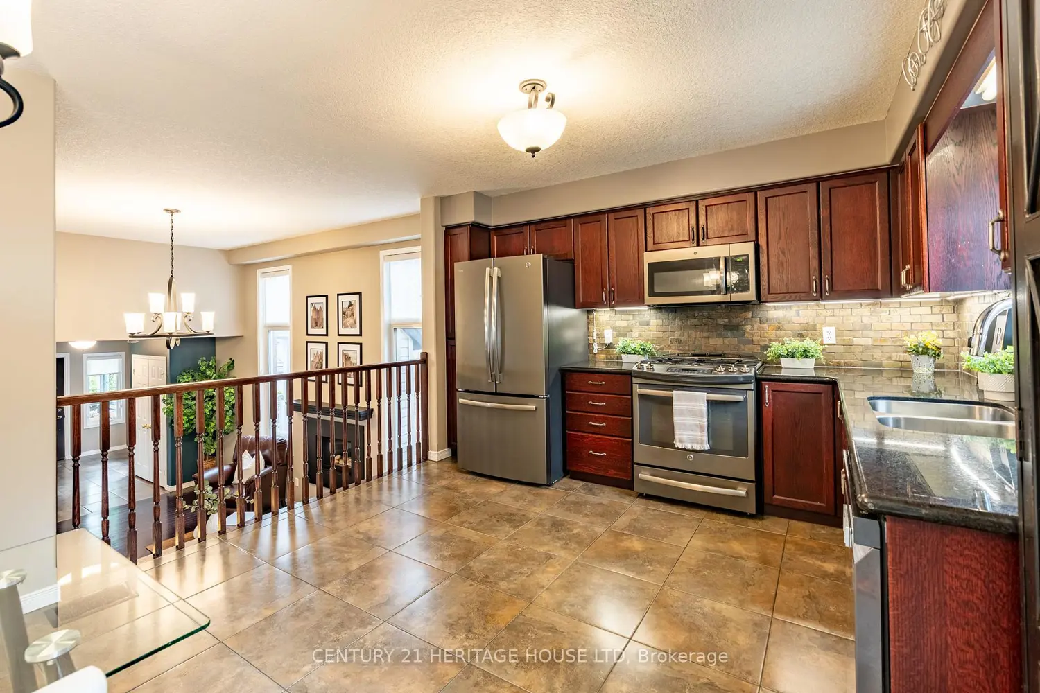 35 Parkvale Drive photo 4