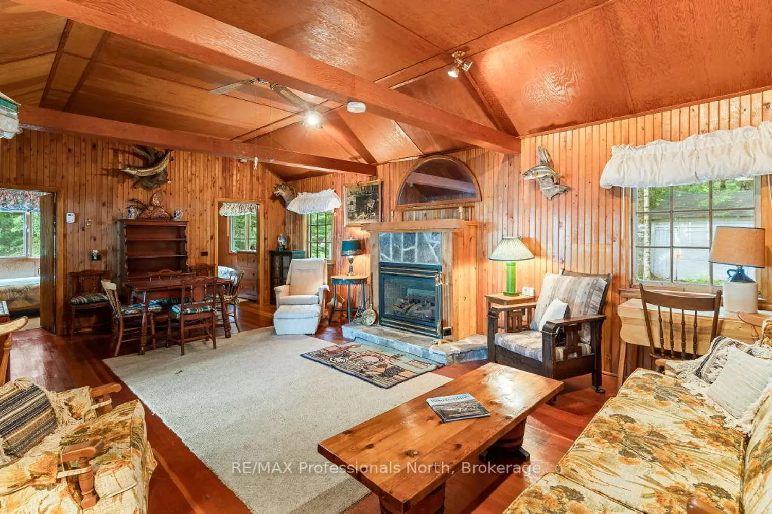 1016 Laferle Court photo 4