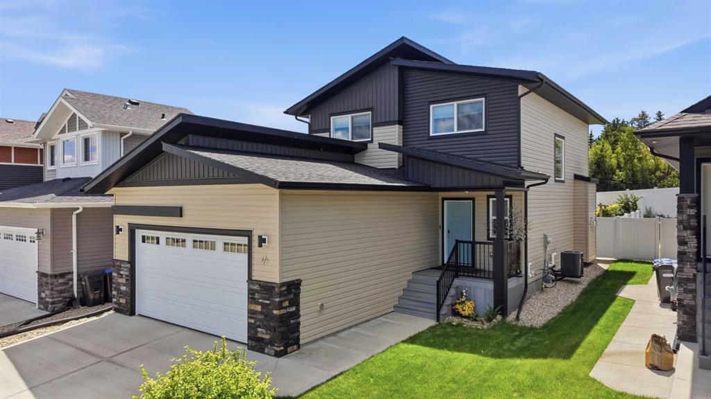 44 Cole Way, Sylvan Lake, AB, T4S 0L5