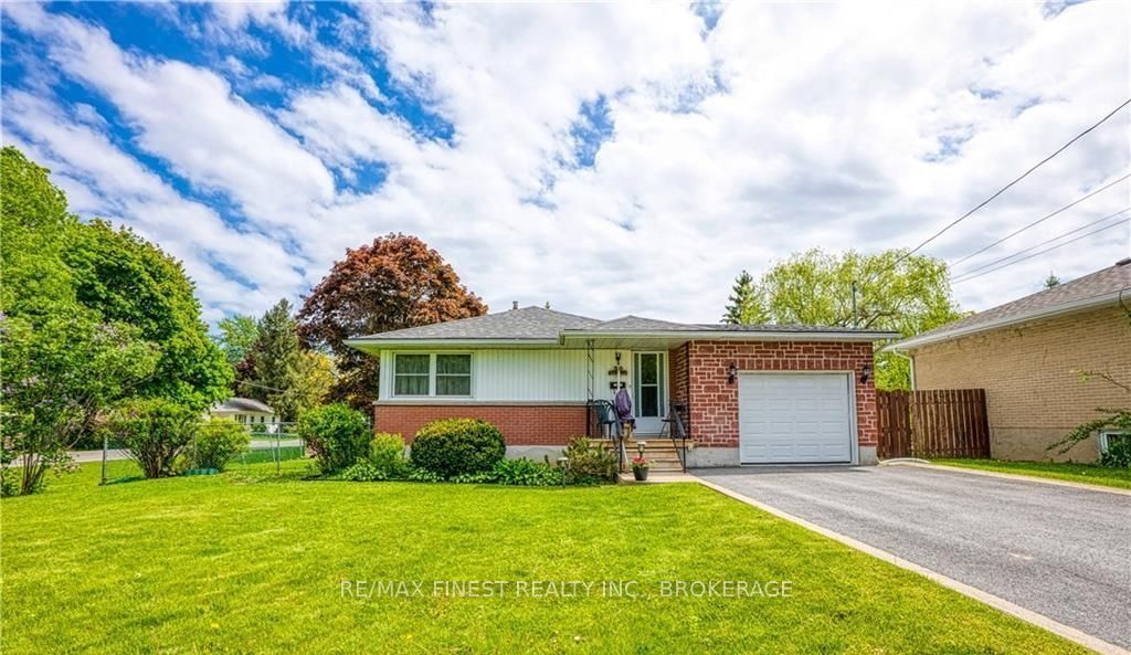 39 Lennox Street, Kingston, ON, K7M 4S3