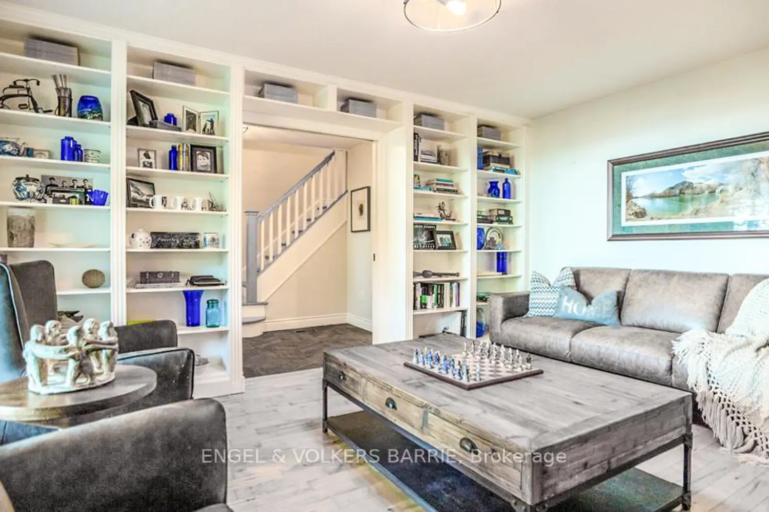 112 Lakeshore Road photo 4