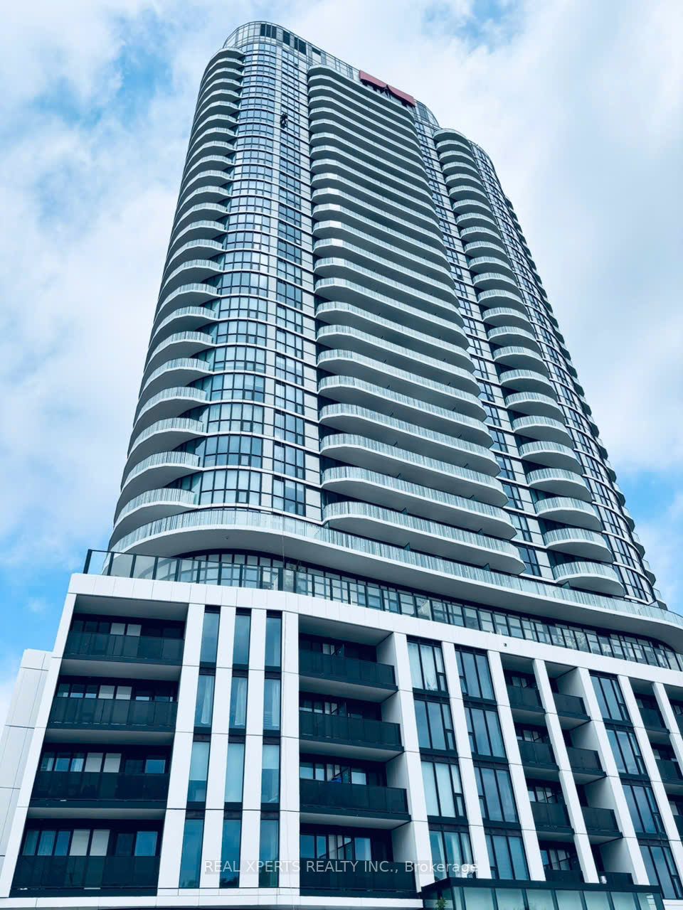 3013-1 Fairview Road E, Mississauga, ON, L5A 0B4