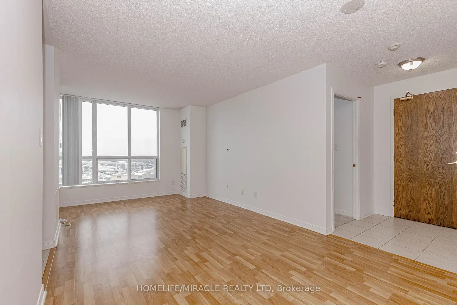 4850 Glen Erin Drive 1403 photo 5