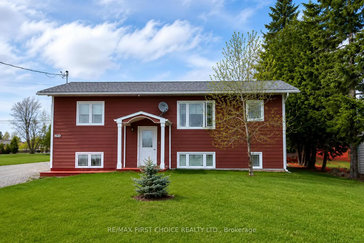 6086 Hwy 11/71