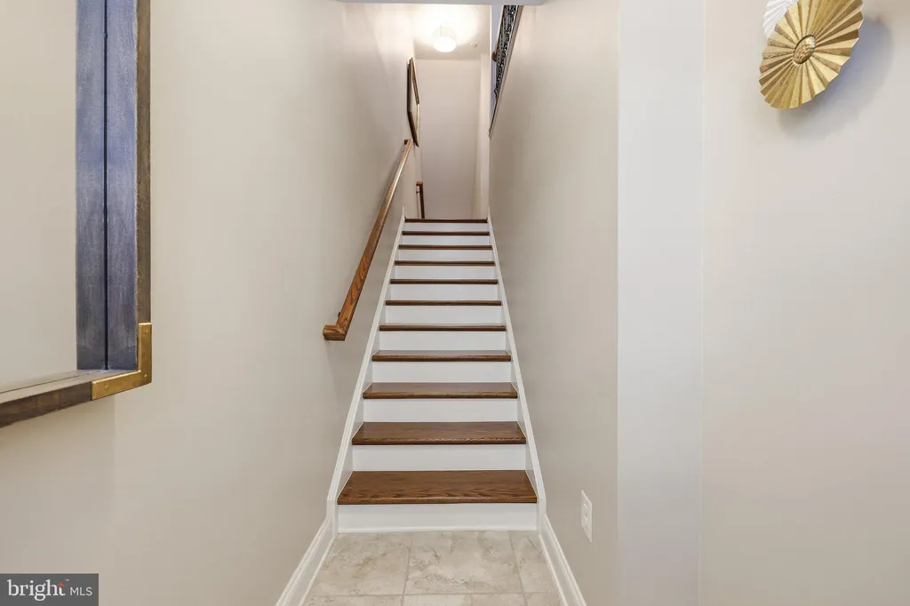 49 Maxwell Sq, Frederick, MD 21701 photo 5