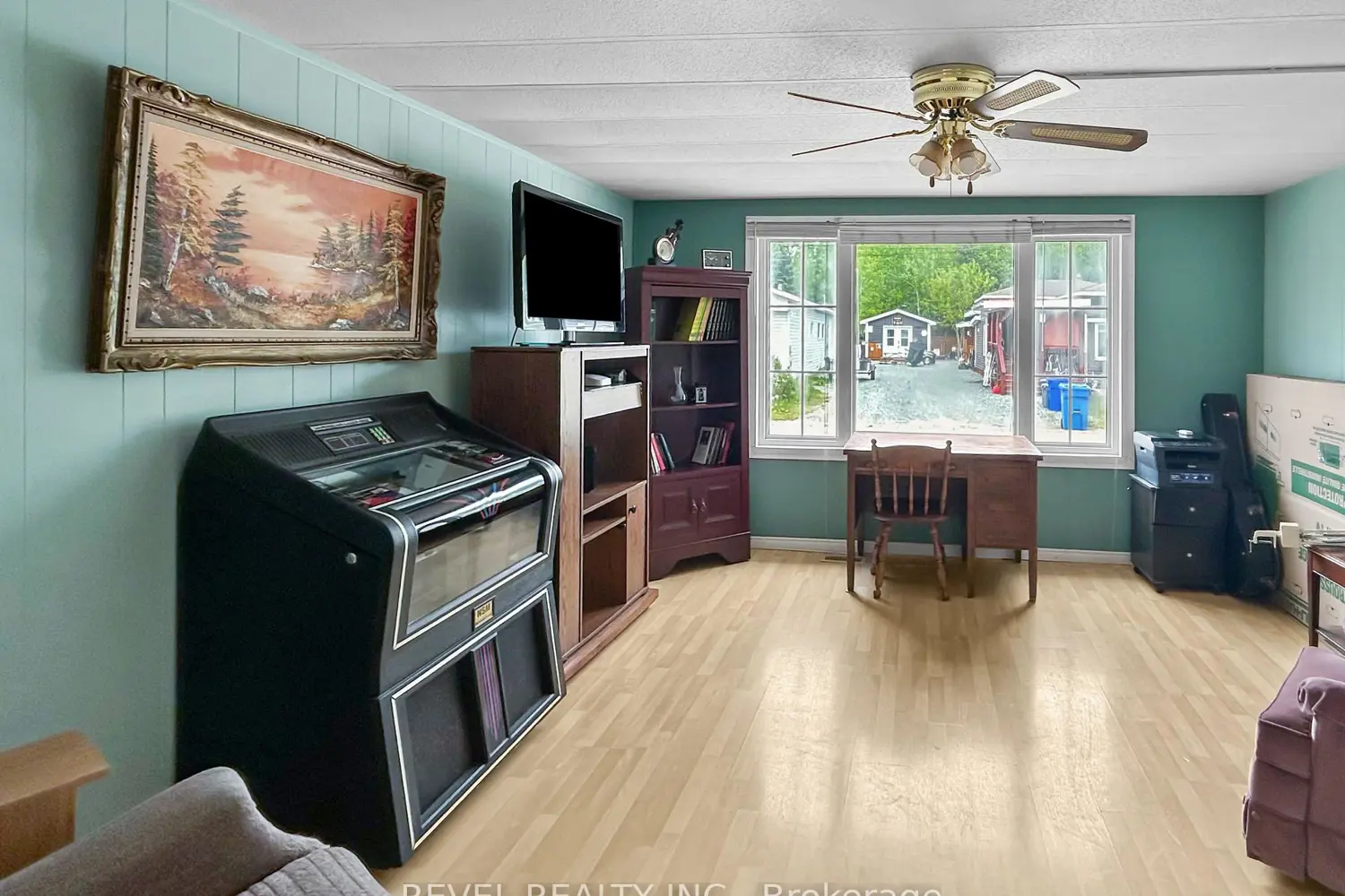 96 Notre Dame Place photo 5