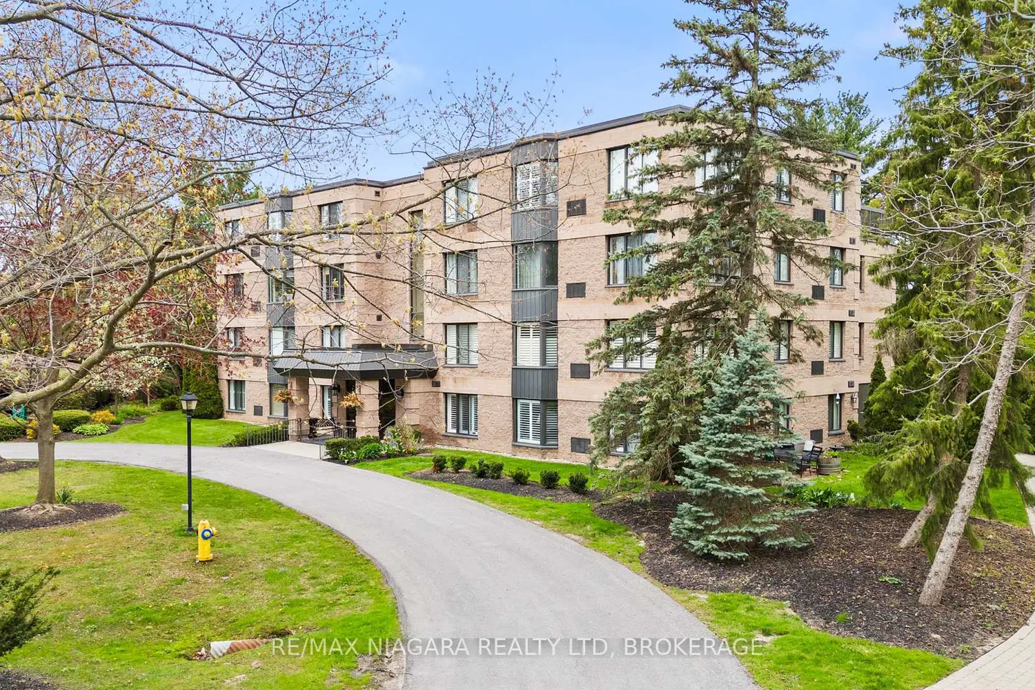 61 Paffard Street 403