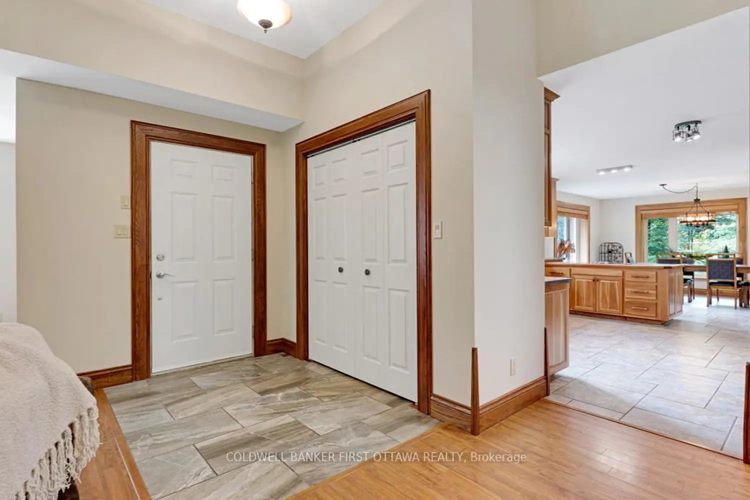 139 Sheil Drive photo 4