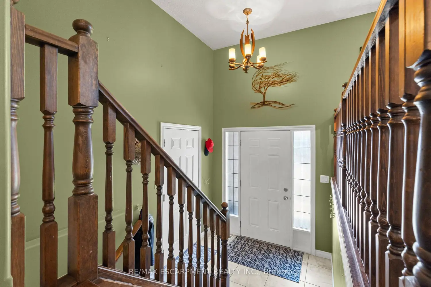 92 White Water Drive photo 4