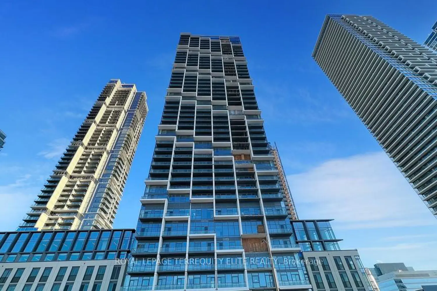 1000 Portage Parkway 1110
