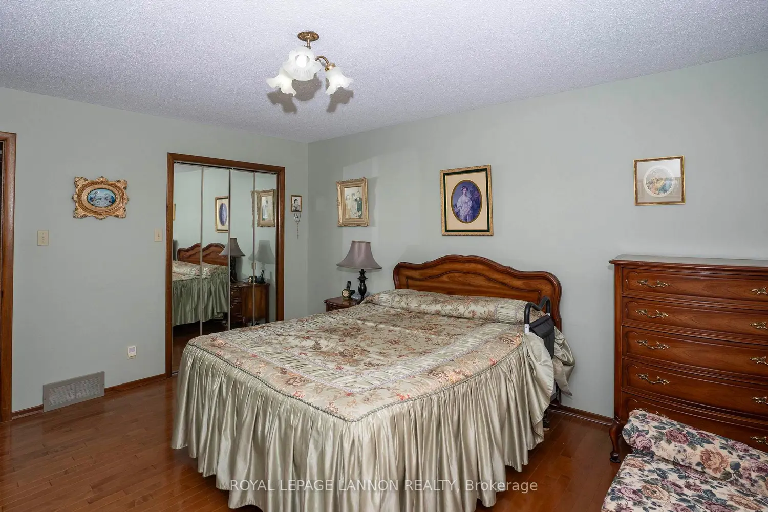 149 Masters Street photo 5