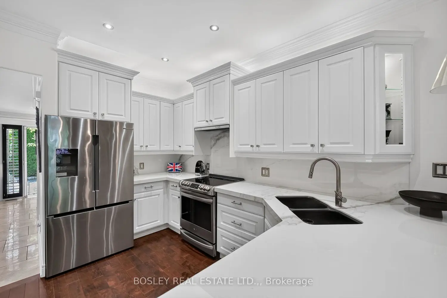 175 Queen Street # 5 photo 4