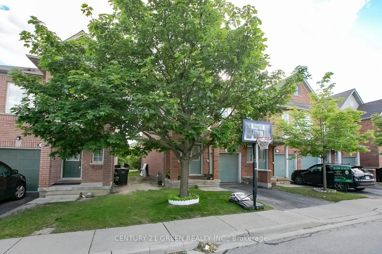 770 Othello Court 38 photo 3