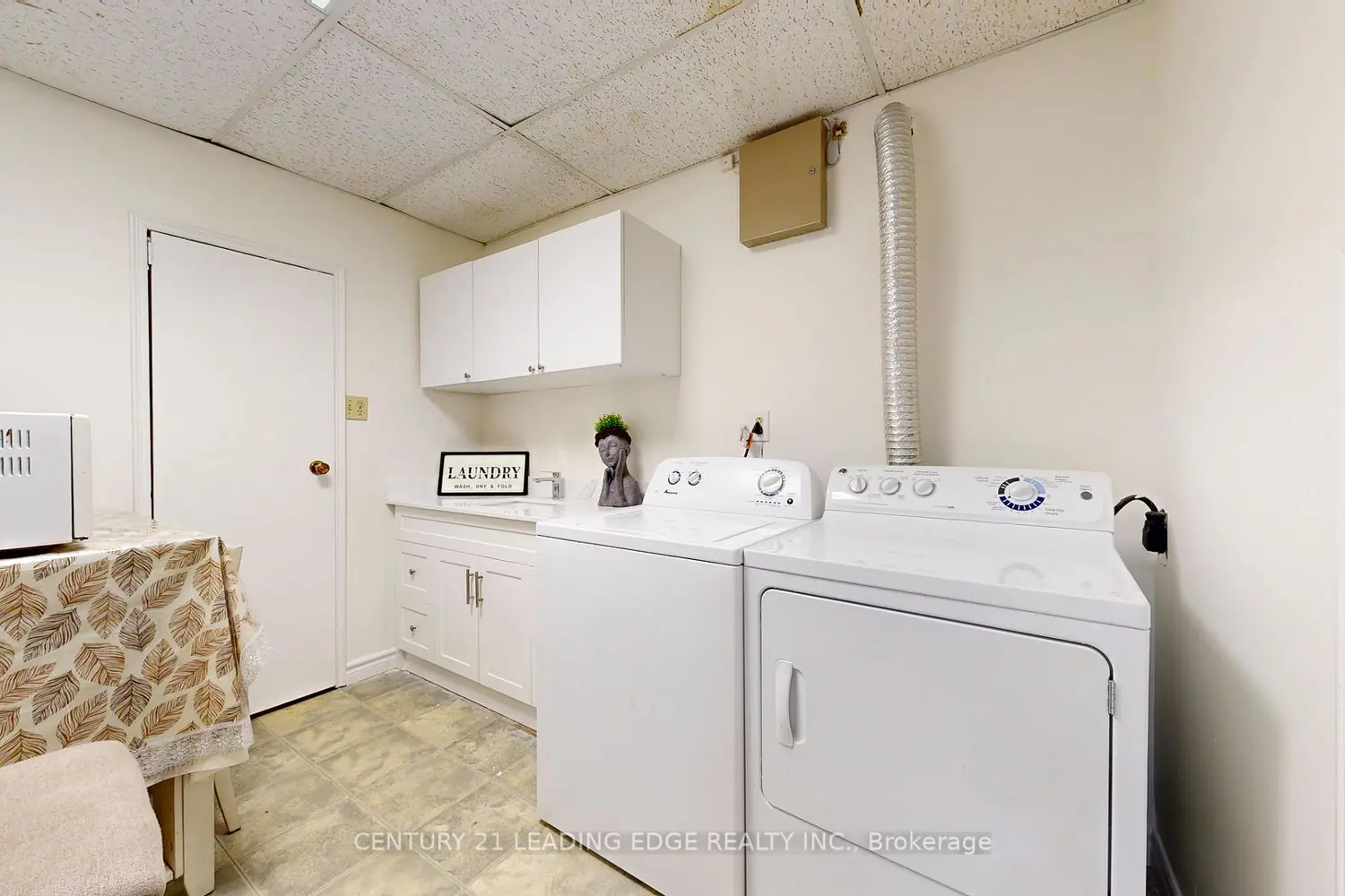 11 Hiley Avenue photo 3