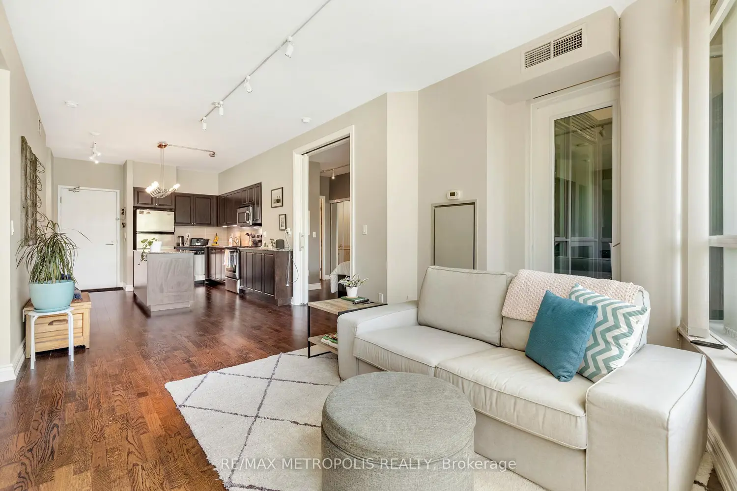215 Fort York Boulevard 208 photo 5