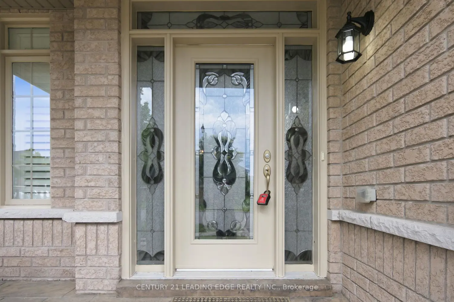 33 Shell Drive photo 2