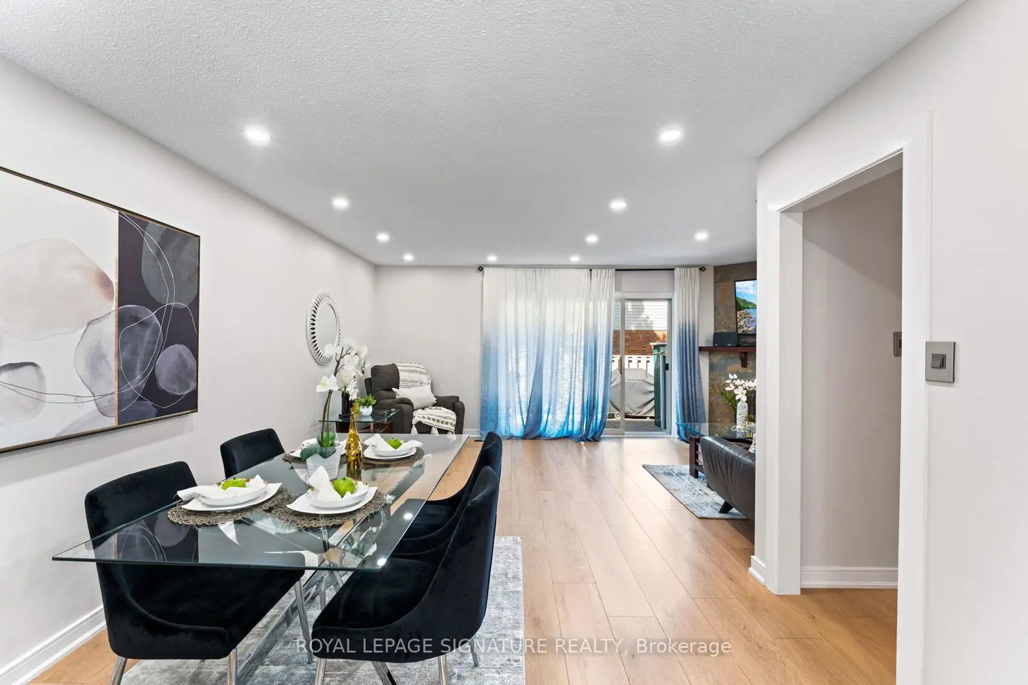 270 Timberbank Boulevard 91 photo 3