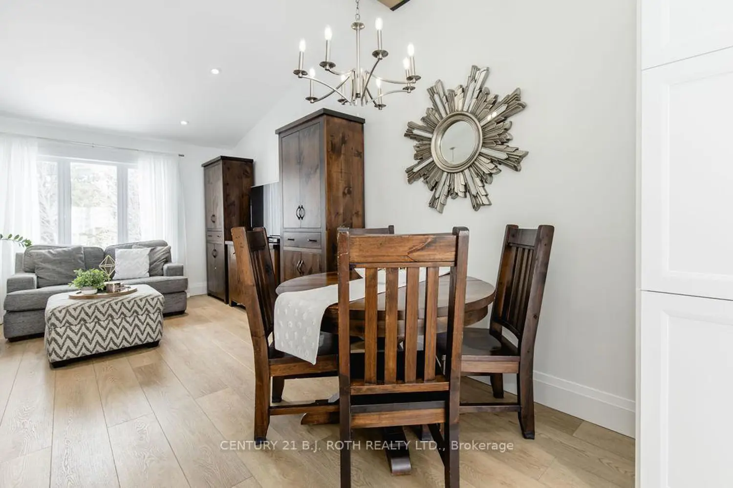 15 Sugarbush Road photo 5