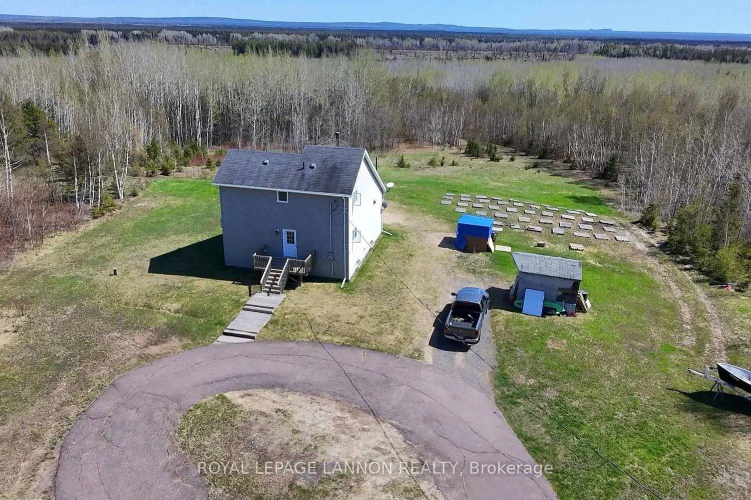 230 Hwy 11/17 photo 2