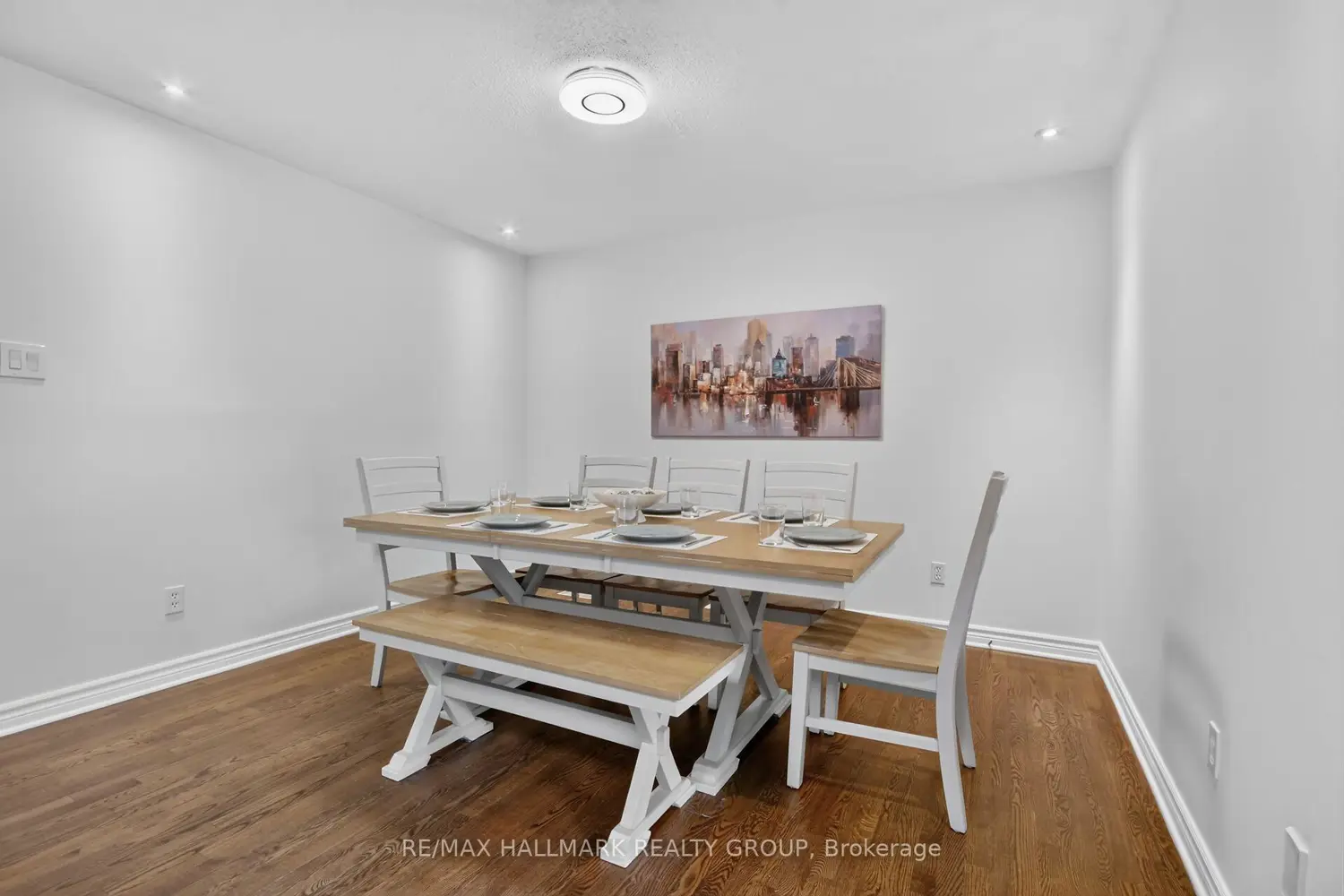 258 Deerfox Drive photo 3